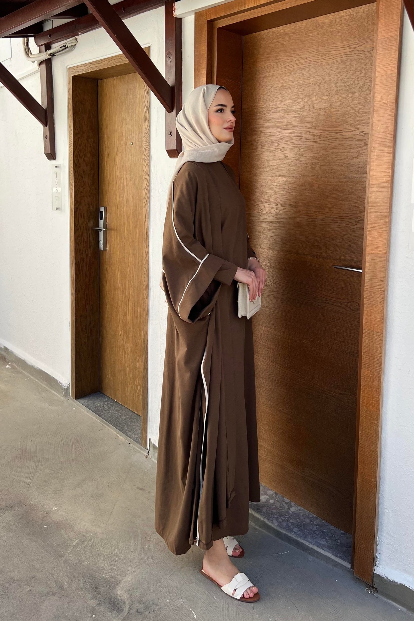 Rose 2 Piece Linen Abaya Set | Open Butterfly Abaya | Coffee