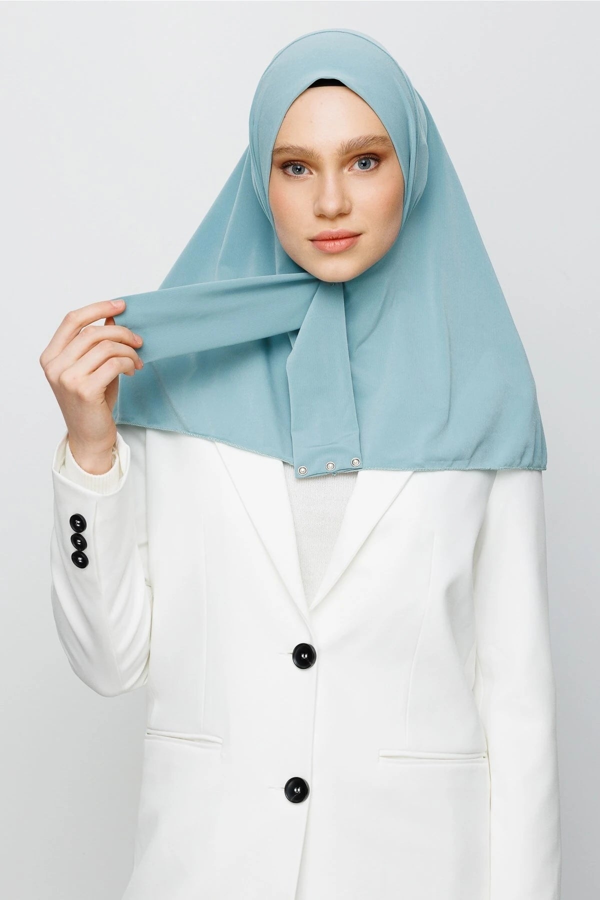 LARA PRACTICAL 5 SECONDS HIJAB | SKY