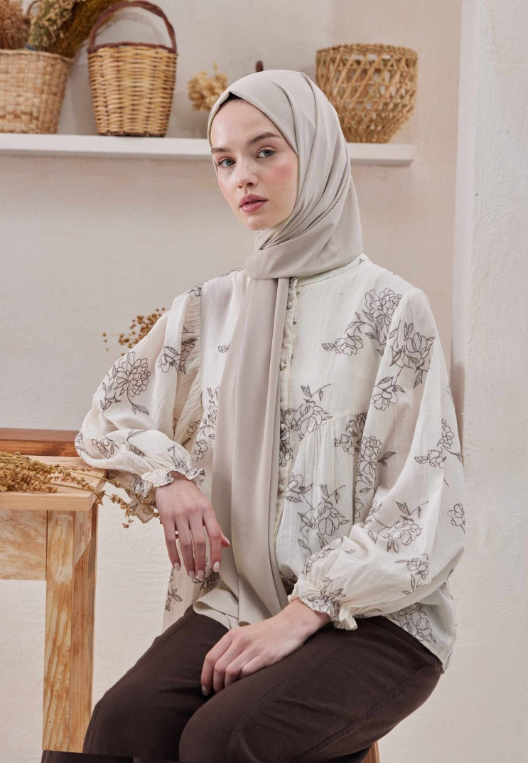 Premium Chiffon Hijab Taupe Grey - Main Image