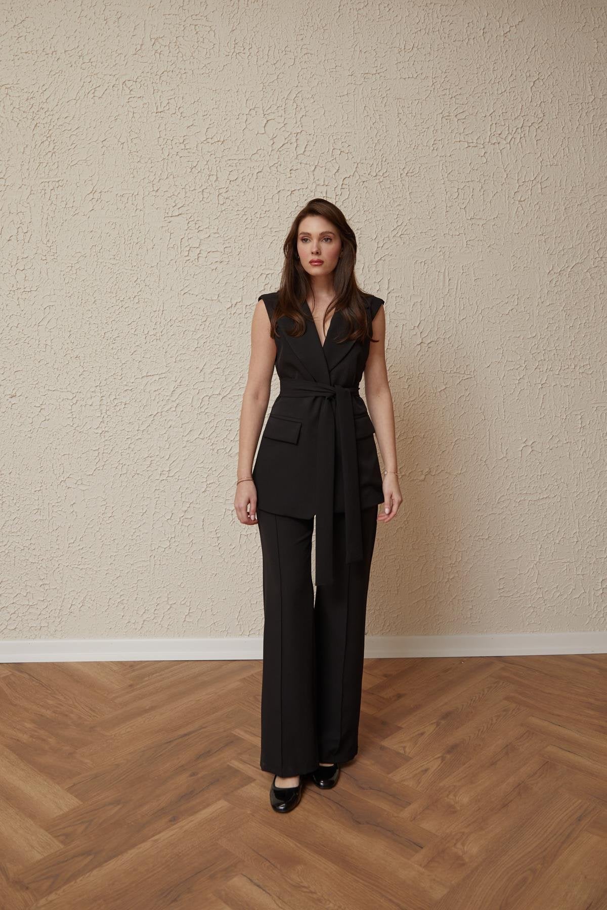 ASMA SLEEVELESS BLAZER SUIT | BLACK STONE