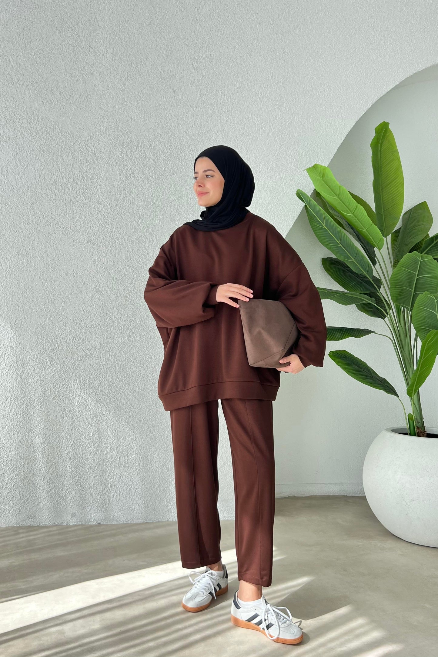 Lama Winter Hijab Trousers Coord | Modest Airport Two-Piece Trousers Set| Brown