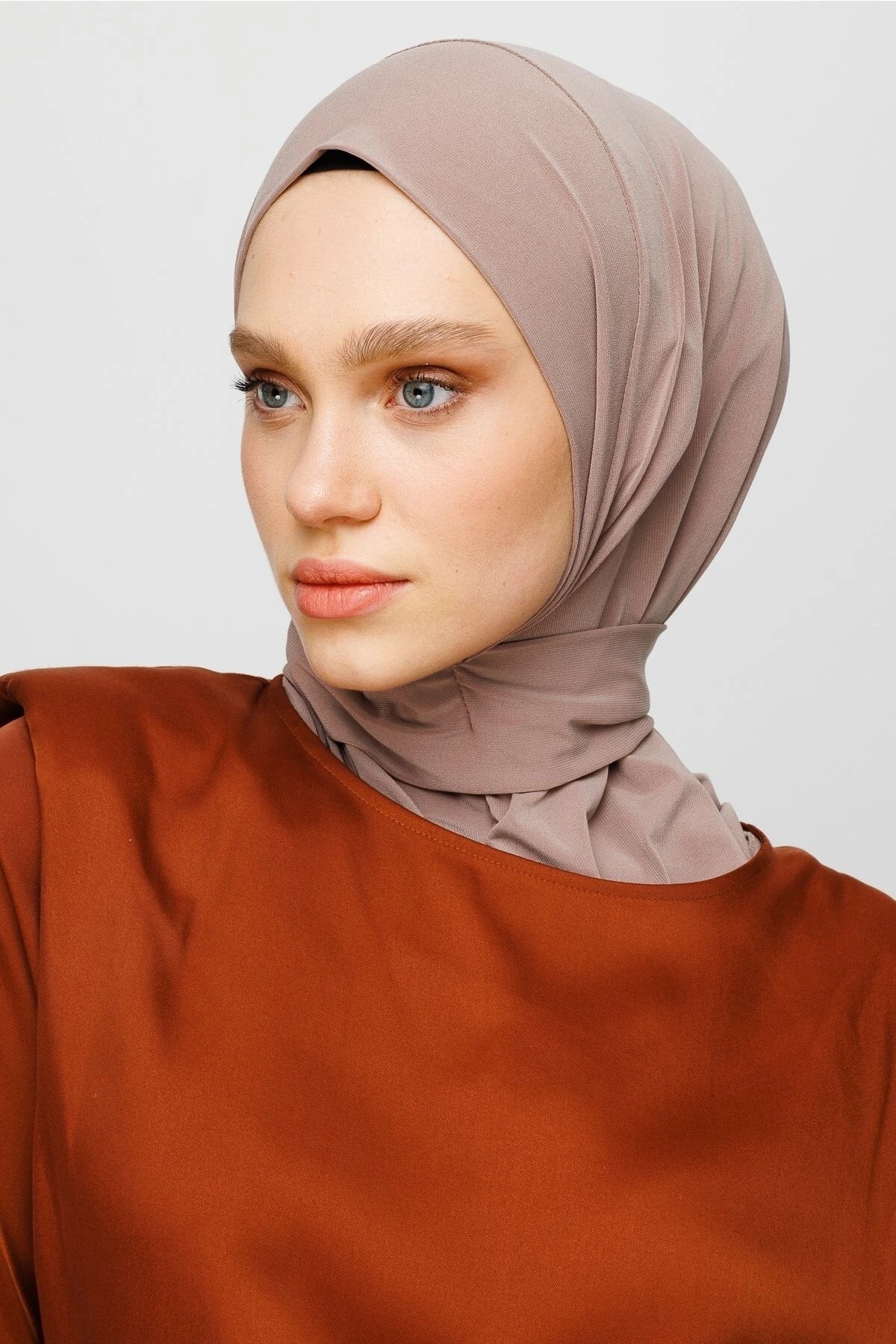 PRACTICAL JERSEY HIJAB | 5 SECONDS HIJAB | AESTHETIC TAUPE