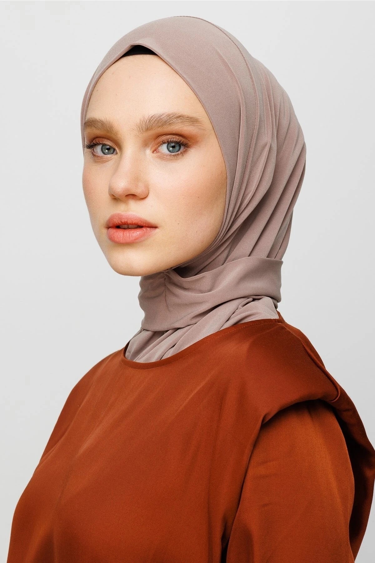 PRACTICAL JERSEY HIJAB | 5 SECONDS HIJAB | AESTHETIC TAUPE