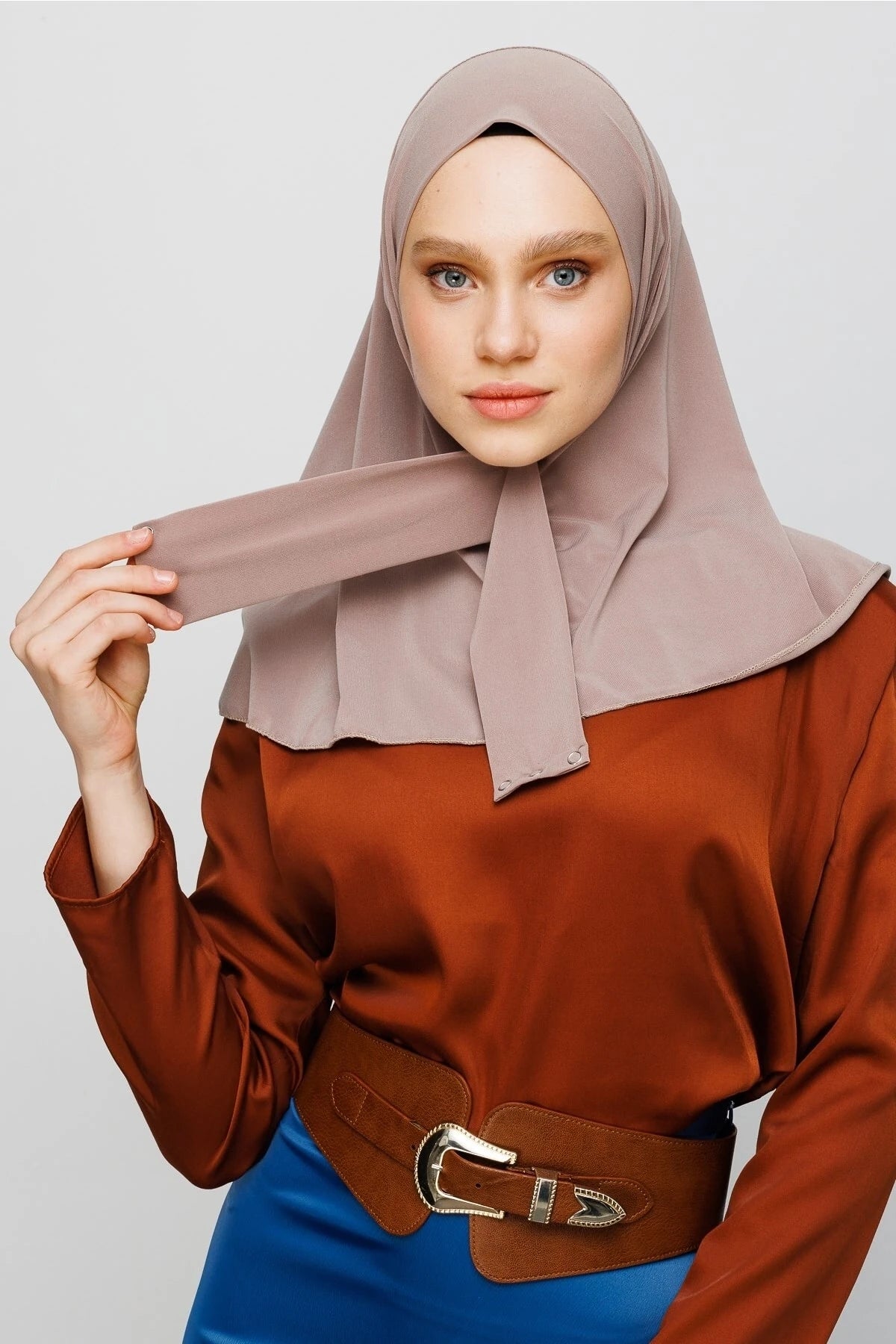 PRACTICAL JERSEY HIJAB | 5 SECONDS HIJAB | AESTHETIC TAUPE