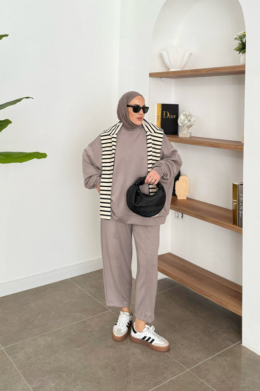 Lama Winter Hijab Trousers Coord | Modest Airport Two-Piece Trousers Set| Taupe